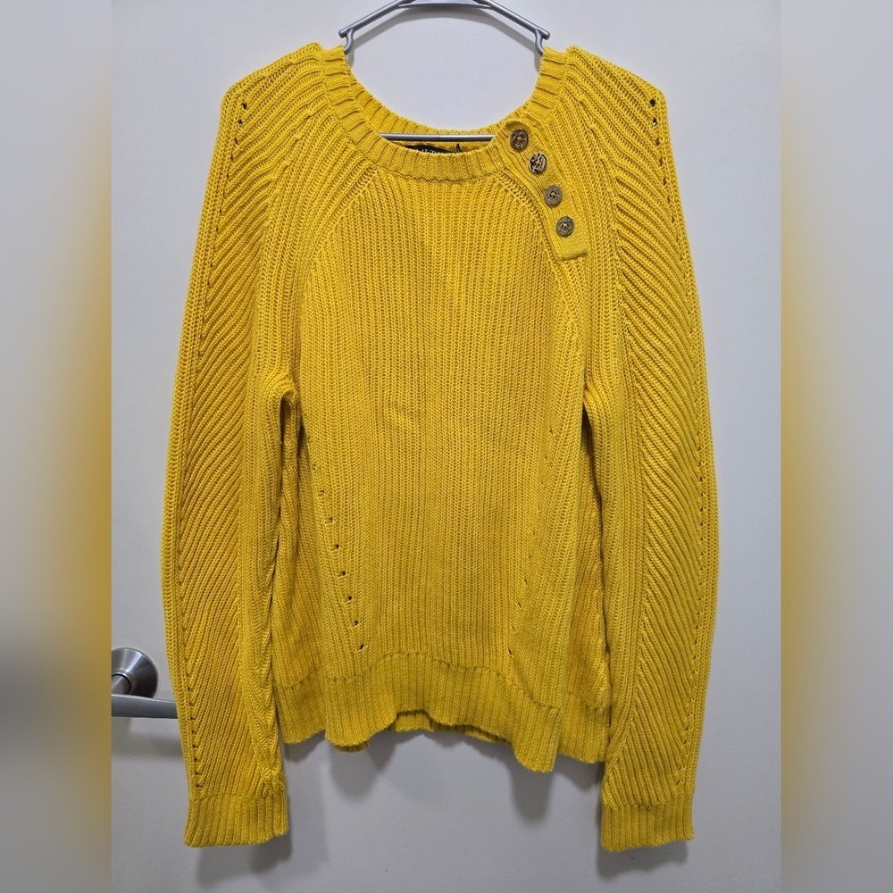 Yellow Button-Detail Women's Sweater - Picture 2 of 8